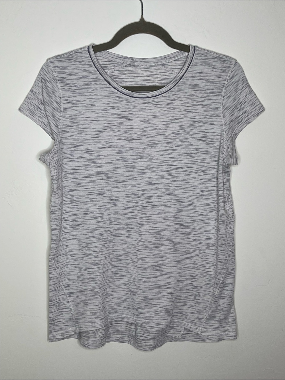 Lululemon Gray Space Dye Performance Running Tee Estimated Size 10 - Picture 2 of 7